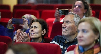 Buca’da notalar farkındalık için yükseldi