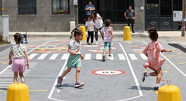 Buca’nın oyun sokakları Türkiye’ye örnek oldu