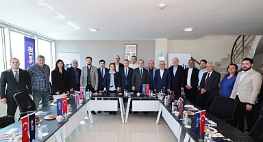 Büyükakın ile Talus, Gebze’de iş insanlarıyla buluştu