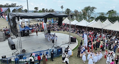 Çocuk Festivali Galası renkli görüntülere sahne oldu 