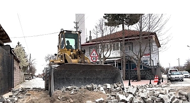 Çumra’da Yol Altyapı Çalışmaları Aralıksız Sürüyor