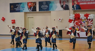 Edremit’te 23 Nisan coşkuyla kutlandı