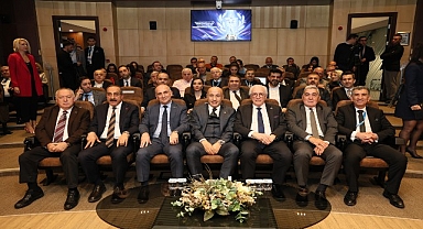 Ege Hububat Bakliyat Yağlı Tohumlar ve Mamulleri İhracatçıları Birliği’nde Muhammet Öztürk Güven Tazeledi