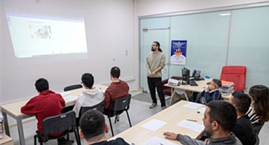 Engelli gençler, iş hayatına hazırlanıyor