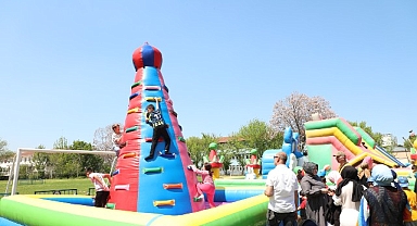 İnegöl’de 23 Nisan Coşkusu Hafta Sonu Da Devam Etti