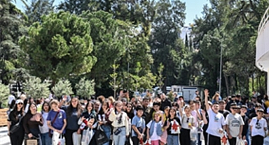 İZKİTAP öğrencilerin buluşma noktası oldu