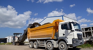 Kahramankazan’da Asfalt Seferberliği Sürüyor