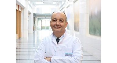 Kepçe kulakta yenidoğan döneminde ameliyatsız tedavi mümkün