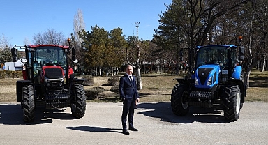 Konya Tarım Fuarı’nda TürkTraktör Standını Ziyaret Edenlere New Holland T580B Kazanma Fırsatı