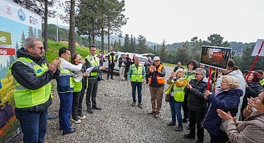 Maltepe’de, belediye-gönüllü iş birliğiyle ormanlık alan çöplerden arındırıldı