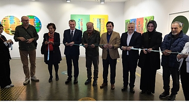 Mehmet Ali Doğan’ın Resim Sergisi “Zamana Karşı Tezler”, Zeytinburnu Kültür Sanat’ta Açıldı!