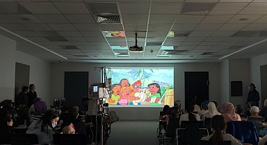 Minik Kalpler Gülümsedi: Disney 23 Nisan’da Koç Üniversitesi Hastanesi’nde Tedavi Gören Çocuklara Neşe Dolu Anlar Yaşattı