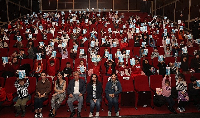 Minikler, 'Kızıl Kaptan' ile hayal yolculuğuna çıktı