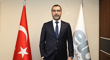 Moda endüstrisi iki koldan pazarlama atağına geçti