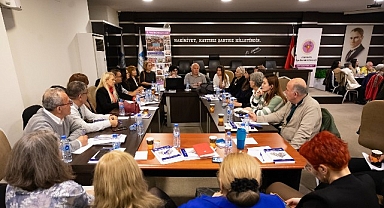 Narlıdere, 3. Yaş Üniversiteleri Çalıştayına Ev Sahipliği Yaptı