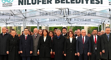 Nilüfer, 23 Nisan’ı Cumhuriyet Meydanı’nda kutladı