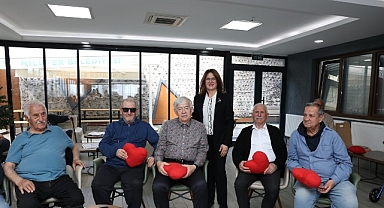 Nilüferli kadınlardan huzurevi sakinlerine gönül köprüsü