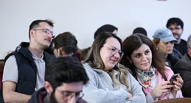 Osmangazi Belediyesi’nden Düşünmeye Yön Veren Buluşmalar