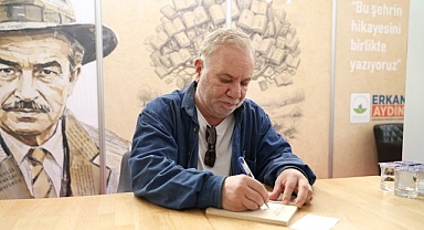 Osmangazi Belediyesi Sevilen Yazarları Okurlarıyla Buluşturuyor