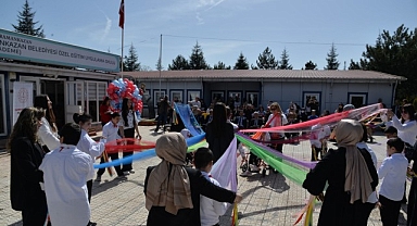 Otizm Farkındalık Ayı’na Renkli Etkinlik