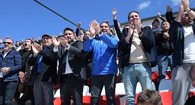 Şampiyonluk Meşalesi Bağlum’da Yakıldı