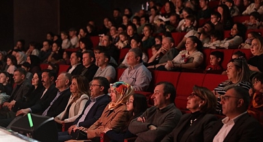 Şehir Tiyatroları’ndan Minik Sanatseverlere Yeni Oyun: “İtfaiyecinin Sırrı” Seyirciyle Buluştu