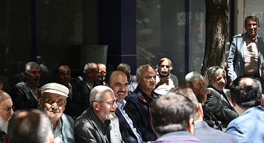 Başkan Altay, Konya’daki Emekliler İçin “Hatırdan Hatıraya Kültür Turları” Projesini Başlattıklarını Açıkladı