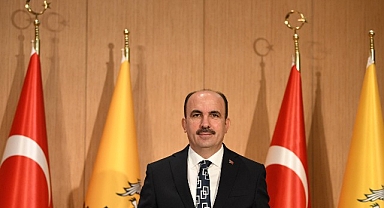 Başkan Altay: “Umre Ödüllü Siyer Bilgi Yarışmamızı Kazanan 100 Öğrencimiz Anne-Babalarıyla Kutsal Topraklara Gitmeye Hak Kazandı”