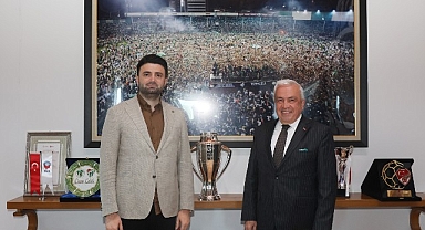 Başkan Şadi Özdemir’den Bursaspor’a tebrik ziyareti