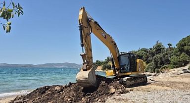 Belediye Ekipleri Şehrin Dört Bir Yanında: Modern Sosyal Alanlar ve Yenilenen Yollarla Konfor Artırılıyor