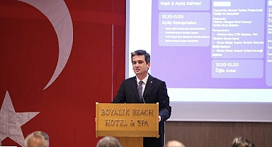 Çeşme’de turizmin geleceği ortak akılla konuşuldu