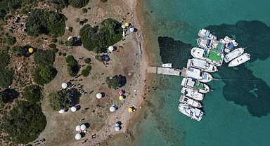 Çeşme’de unutulan Hıdırellez geleneği Yassıada’da yeniden yaşatıldı