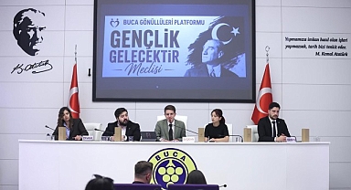 Gençler Buca’da geleceği konuştu