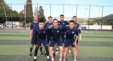 Grand Lig Kurumlar Yarışıyor Futbol Turnuvası’nı “Dostluk” kazandı