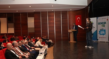 İnegöl’de Lise Öğrencileri Hitabet Yeteneğini Konuşturdu
