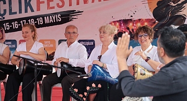 Karşıyaka 19 Mayıs’ı festival coşkusuyla kutladı!