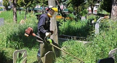 Kartepe'de Yeşil Alanlar Bayrama Hazırlanıyor