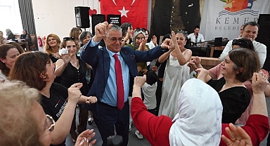 Kemer Belediyesi’nden Anneler Günü etkinliği 