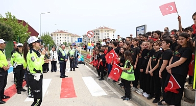 Kızılcıklı Mahallesi’nde Trafik Eğitim Sokağı açıldı