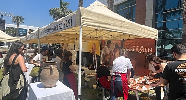 Menemen'de üniversiteliler 8 bin yıllık gelenekle buluştu