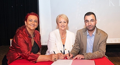 Nar Kızlar Yola Çıktı