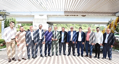 “Nehir Cafe Kahve Evim” Geyve’de Hizmete Açıldı