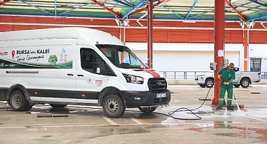 Osmangazi’de Kurban Kesim Alanları Titizlikle Temizleniyor