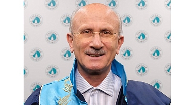  Prof. Dr. Reşat Öngören: “Peygamberler ve velîler bile Hak ve hakikatle buluşmadan önce yalnızlık yaşıyor!”