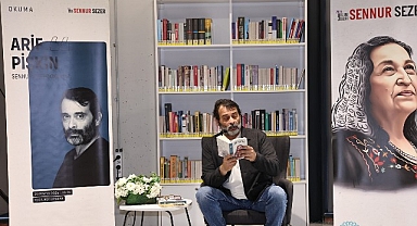 “Sanatçılar Sennur Sezer Okuyor” etkinliğinin konuğu Arif Pişkin oldu