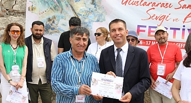 Seferihisar, sanatın evrensel diliyle iki gün boyunca renkli ve anlamlı bir buluşmaya ev sahipliği yaptı.