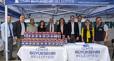 Tireli incir üreticisine ekşilik böceğine karşı tuzak dağıtıldı