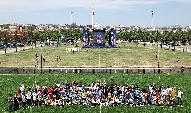 UEFA ve Disney’den "Play Games" Hamlesi: Geleceğin Kadın Şampiyonlar Ligi Yıldızları Yetişiyor!