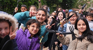 Üsküdar’da Ata Tohumu Toprakla Buluştu: Miniklerden Geleceğe Yeşil Adım