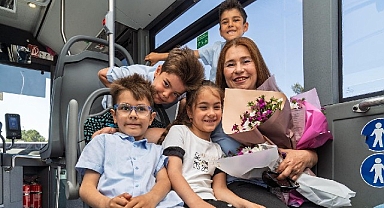 Zerrin Kaptan’a dördüzlerinden sürpriz